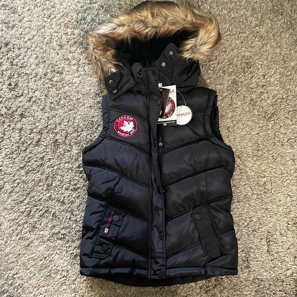 Canadian Weather Gear Girls Puffer Vest